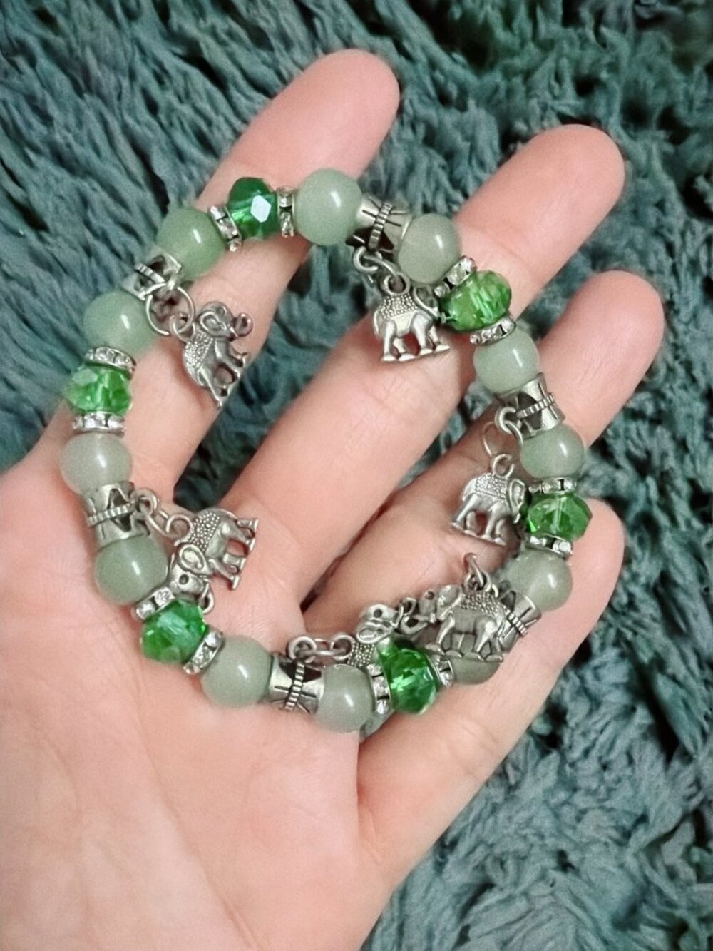 Green Jadeite Aventurine Bead Elephant Charm Bracelet Silver Tone Lucky Jewelry